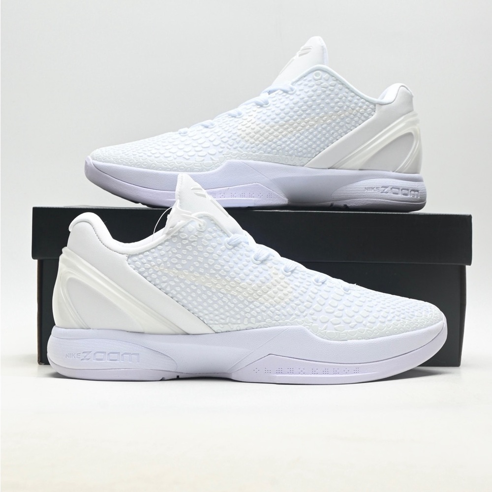 Nike Kobe 6 Men's White Performance Knit Trainer